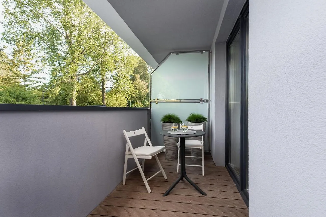 Seaside Apartamenty 4 Pory Roku Kołobrzeg 0*,  Polska